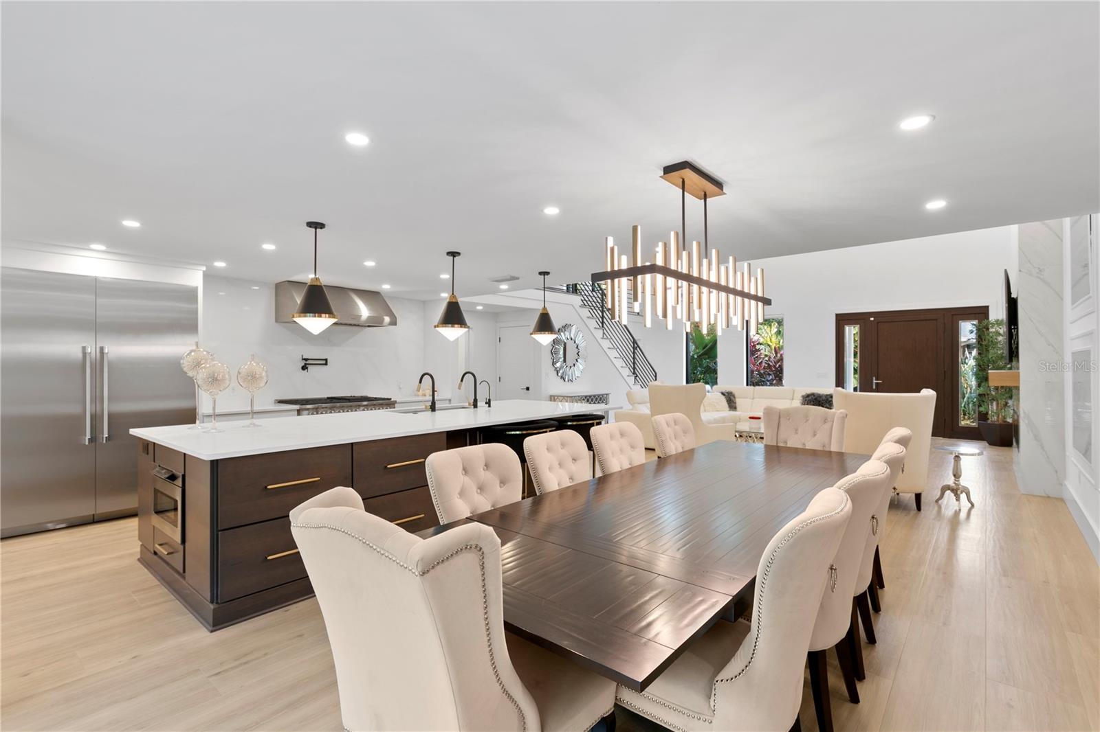 4308 W BEACH PARK DR, TAMPA, FL, 33609