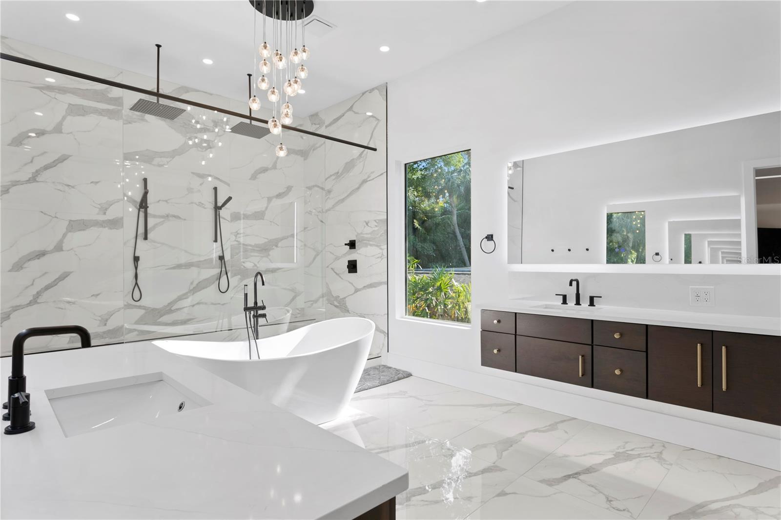 4308 W BEACH PARK DR, TAMPA, FL, 33609