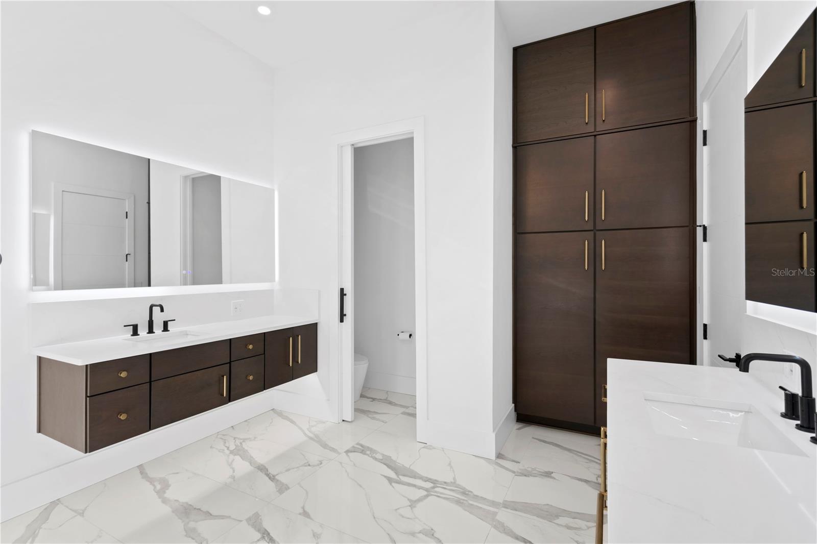 4308 W BEACH PARK DR, TAMPA, FL, 33609