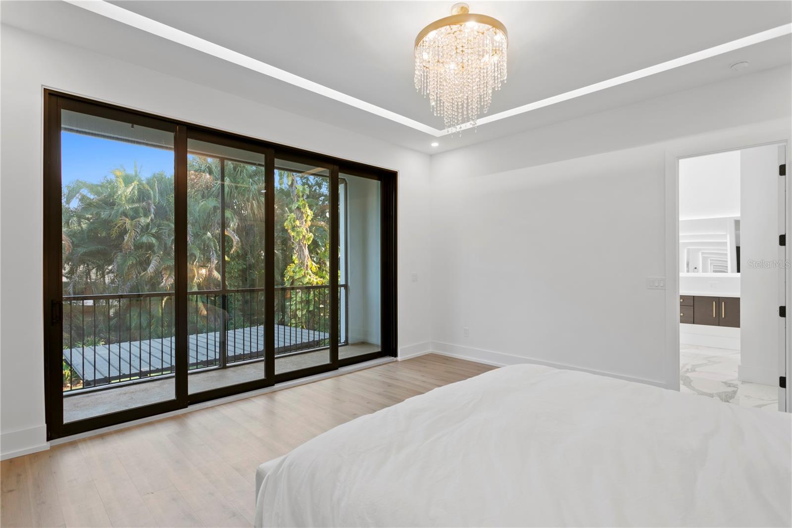 4308 W BEACH PARK DR, TAMPA, FL, 33609