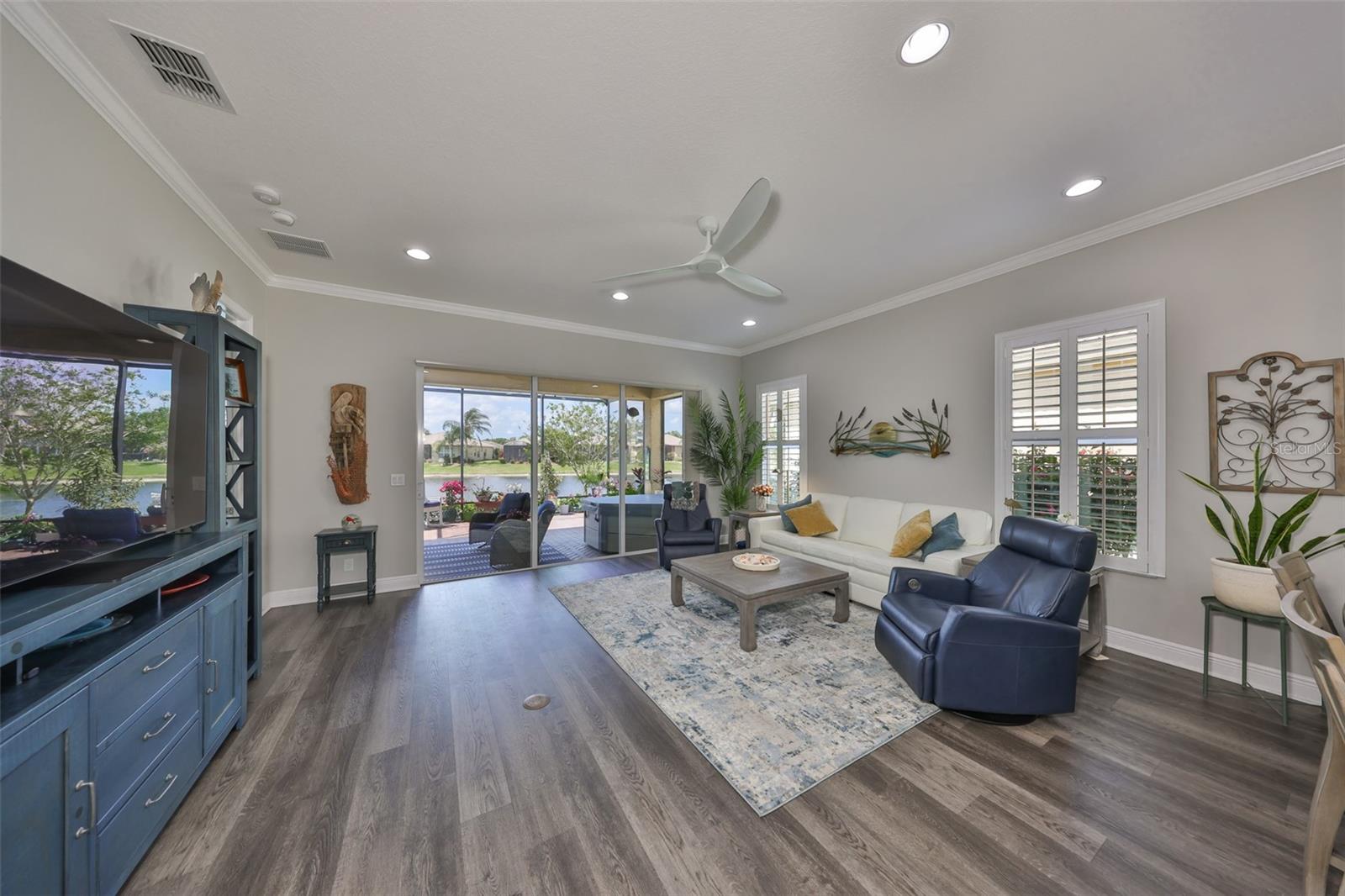 4811 SANDY GLEN WAY, WIMAUMA, FL, 33598