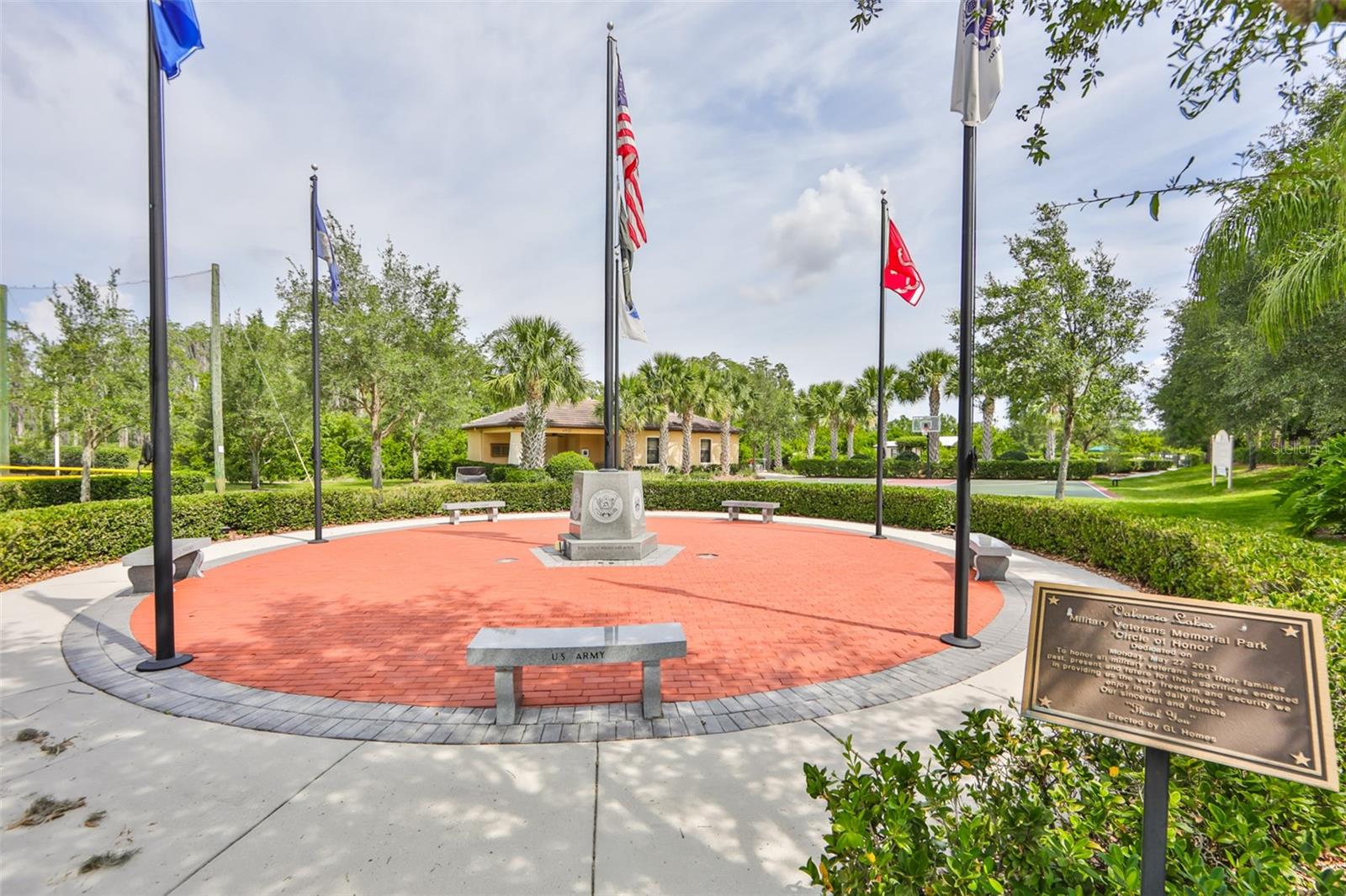 4811 SANDY GLEN WAY, WIMAUMA, FL, 33598
