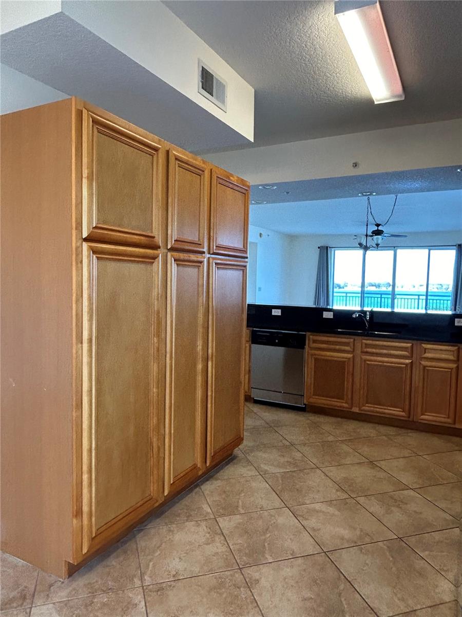 4177 N ORANGE BLOSSOM TRL #509, ORLANDO, FL, 32804