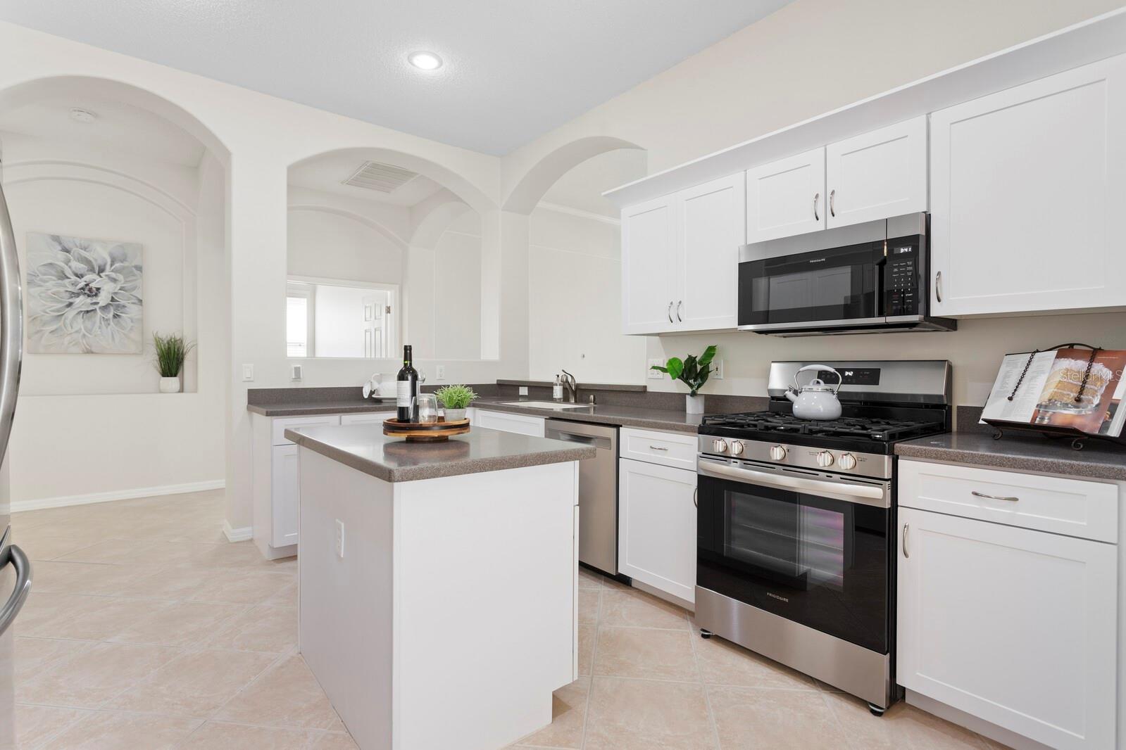 10339 LIGHTNER BRIDGE DR, TAMPA, FL, 33626