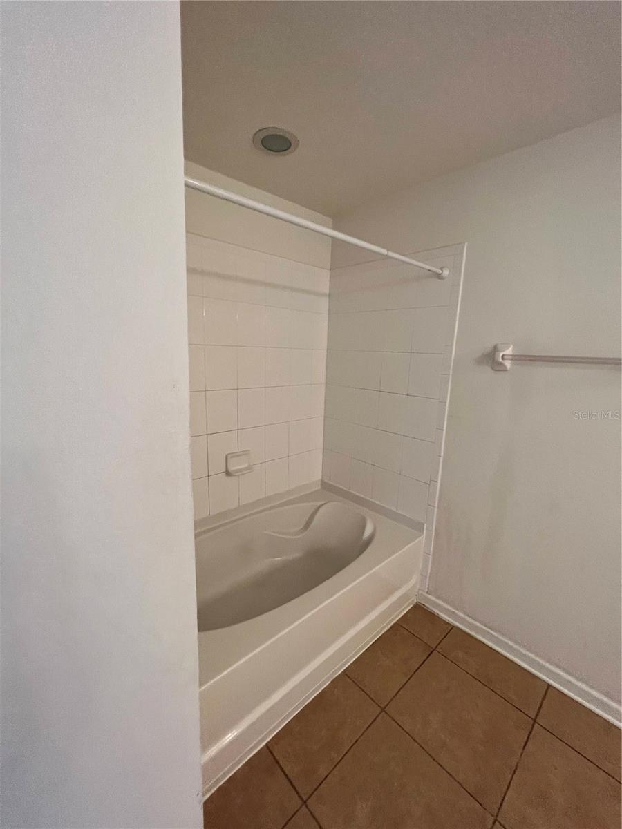6826 SLAVEN BLVD, ORLANDO, FL, 32819