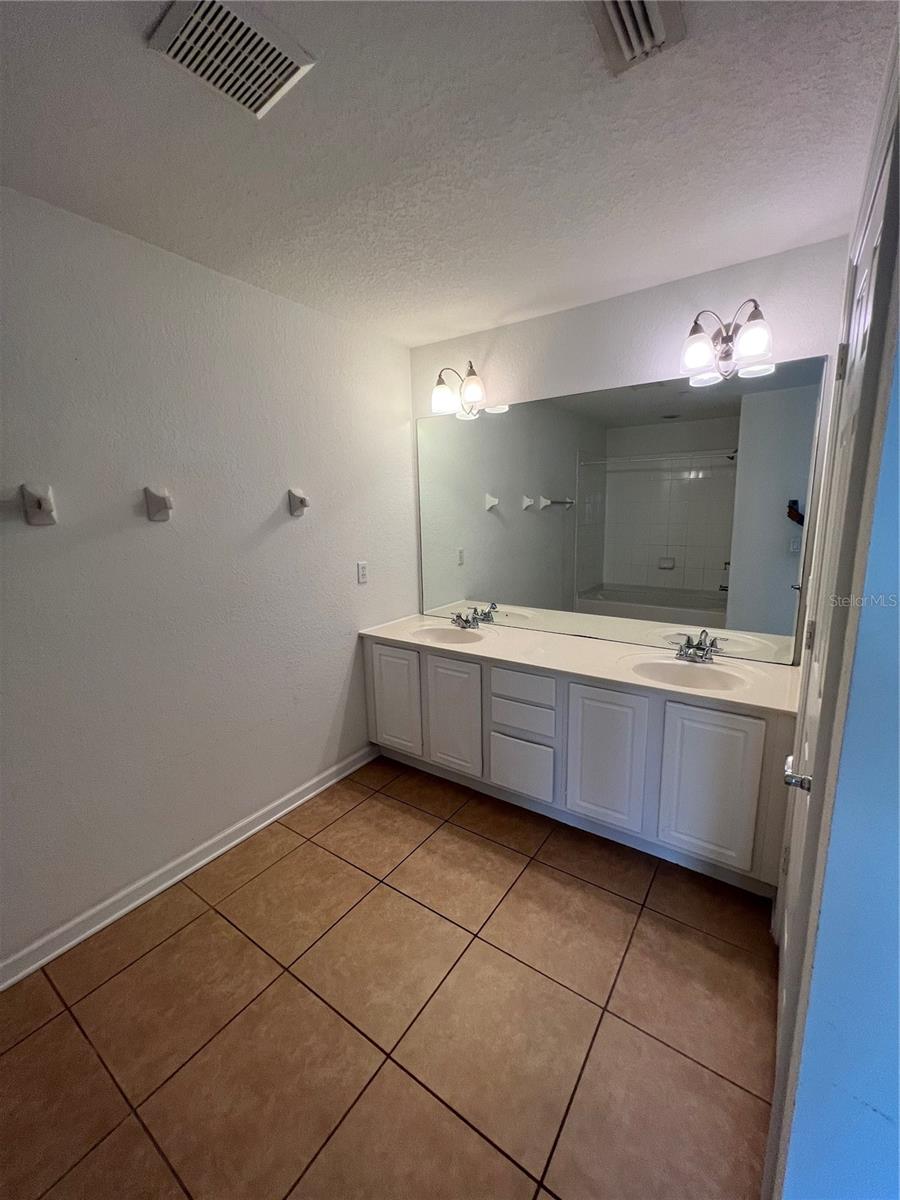 6826 SLAVEN BLVD, ORLANDO, FL, 32819