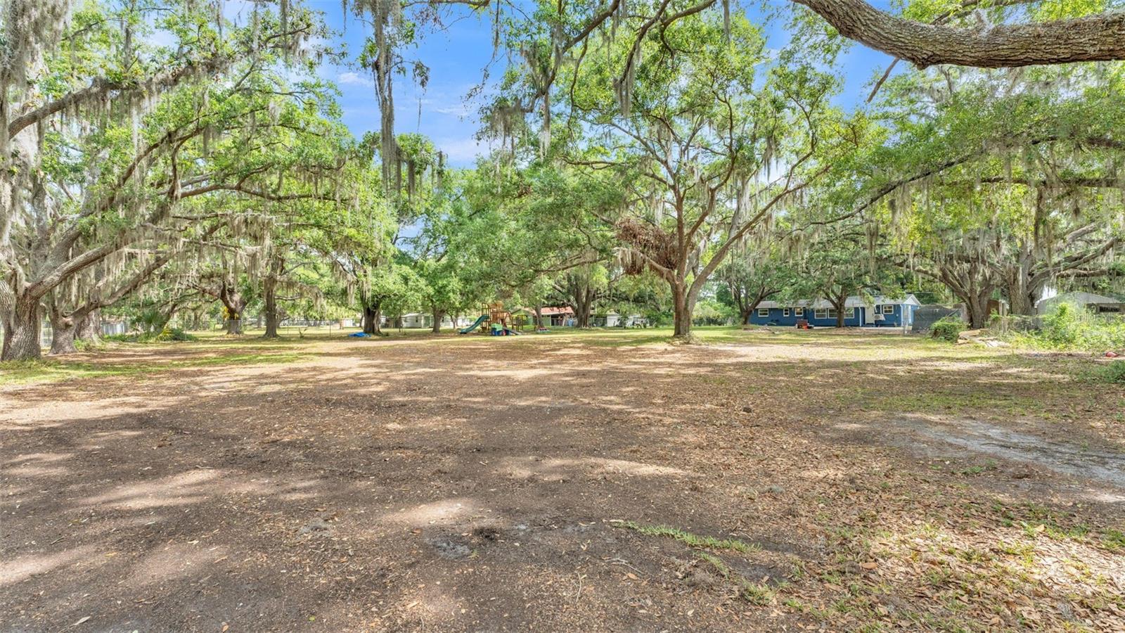 1307 LINDSEY RD, PLANT CITY, FL, 33566
