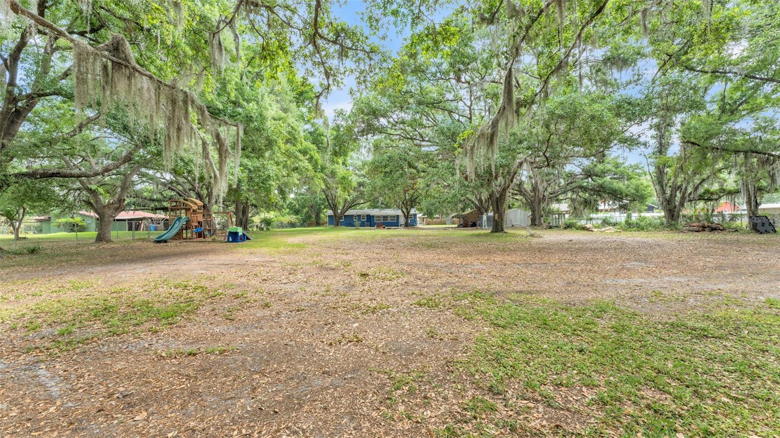 1307 LINDSEY RD, PLANT CITY, FL, 33566