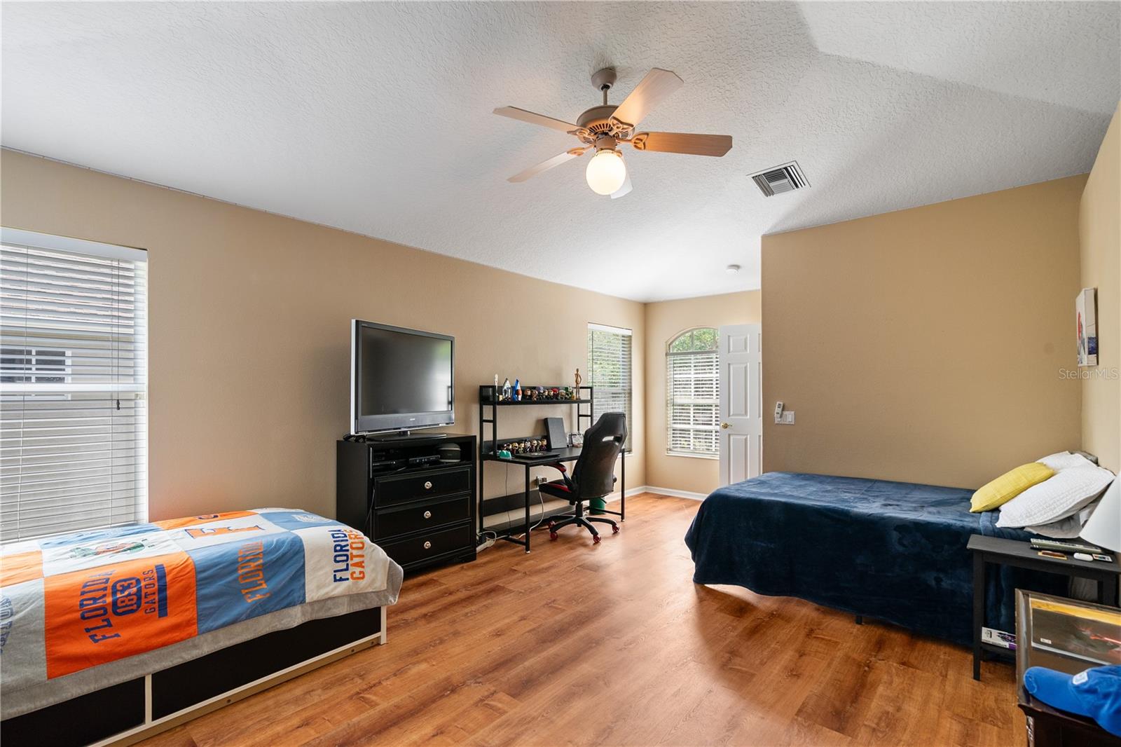 5810 BENT GRASS DR, VALRICO, FL, 33596