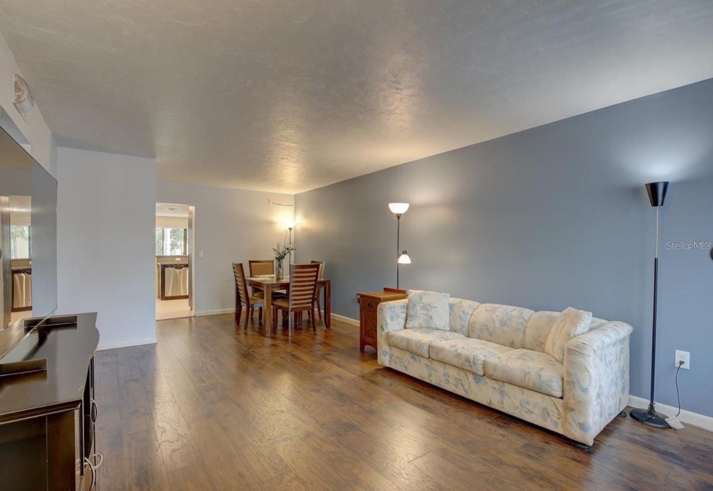 315 30TH AVE W #B207, BRADENTON, FL, 34205