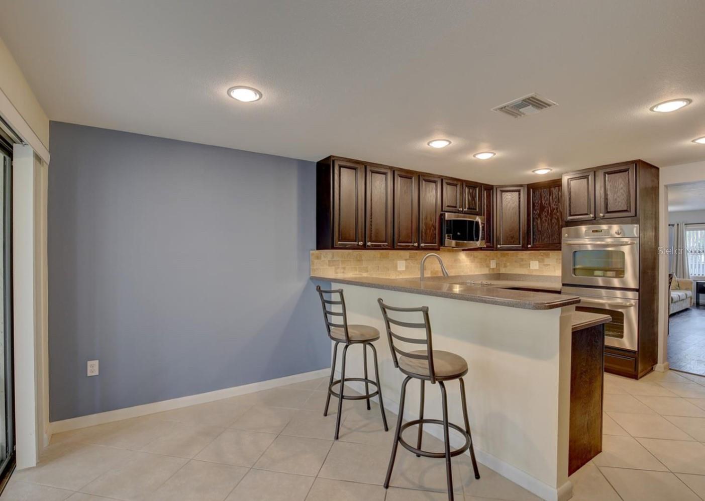 315 30TH AVE W #B207, BRADENTON, FL, 34205
