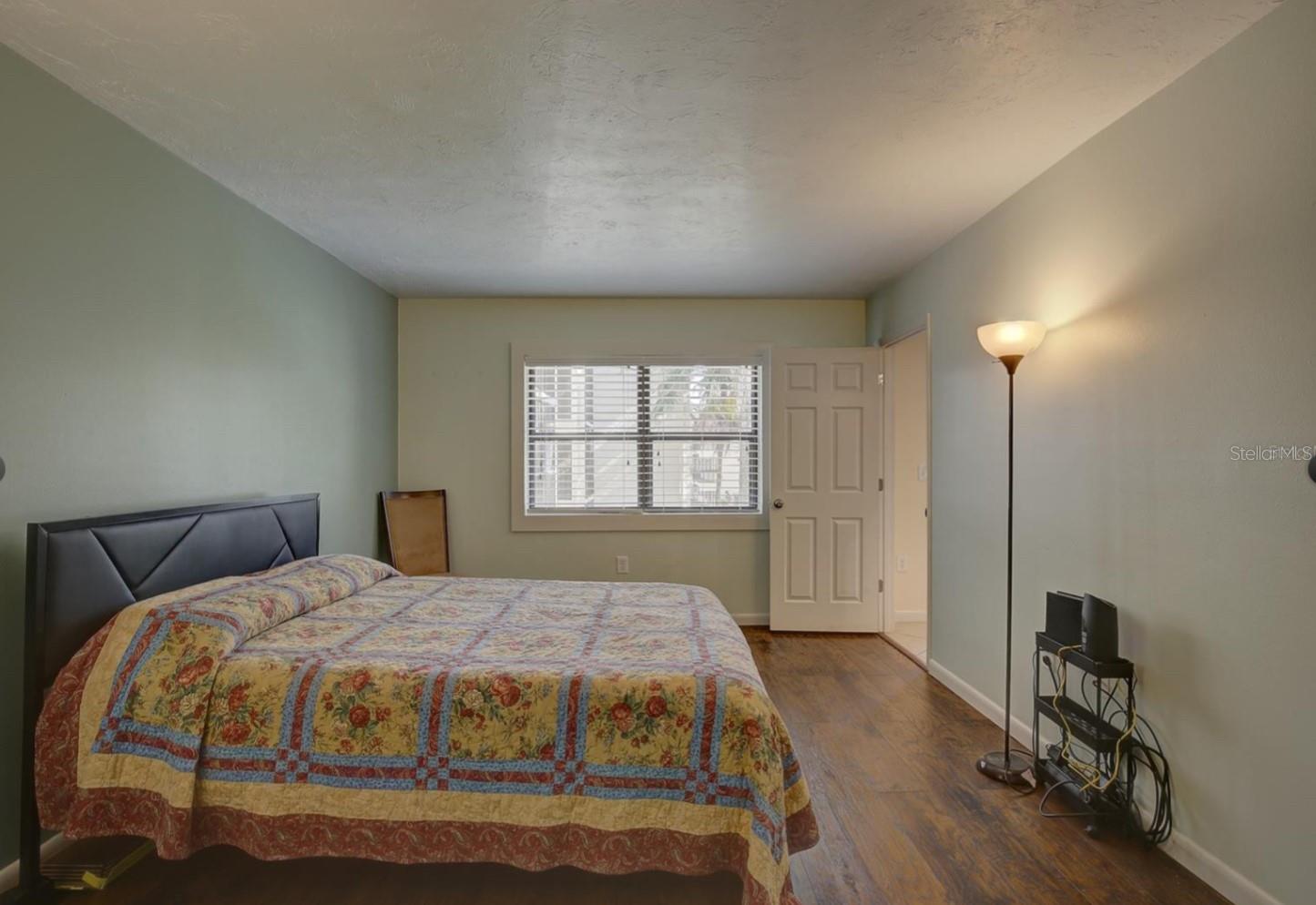 315 30TH AVE W #B207, BRADENTON, FL, 34205