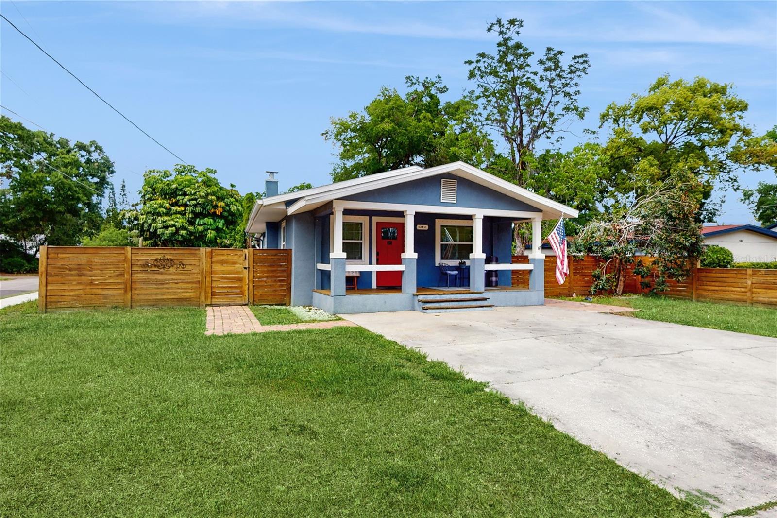 1202 E CARACAS ST, TAMPA, FL, 33603