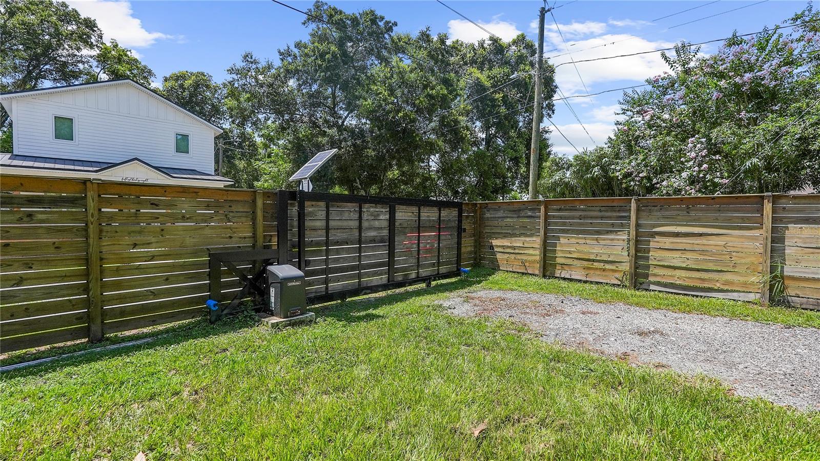 1202 E CARACAS ST, TAMPA, FL, 33603