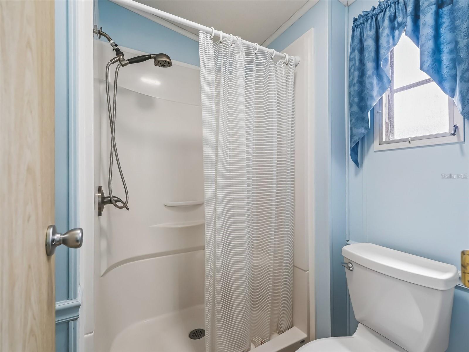 1003 PARKER PL, LADY LAKE, FL, 32159