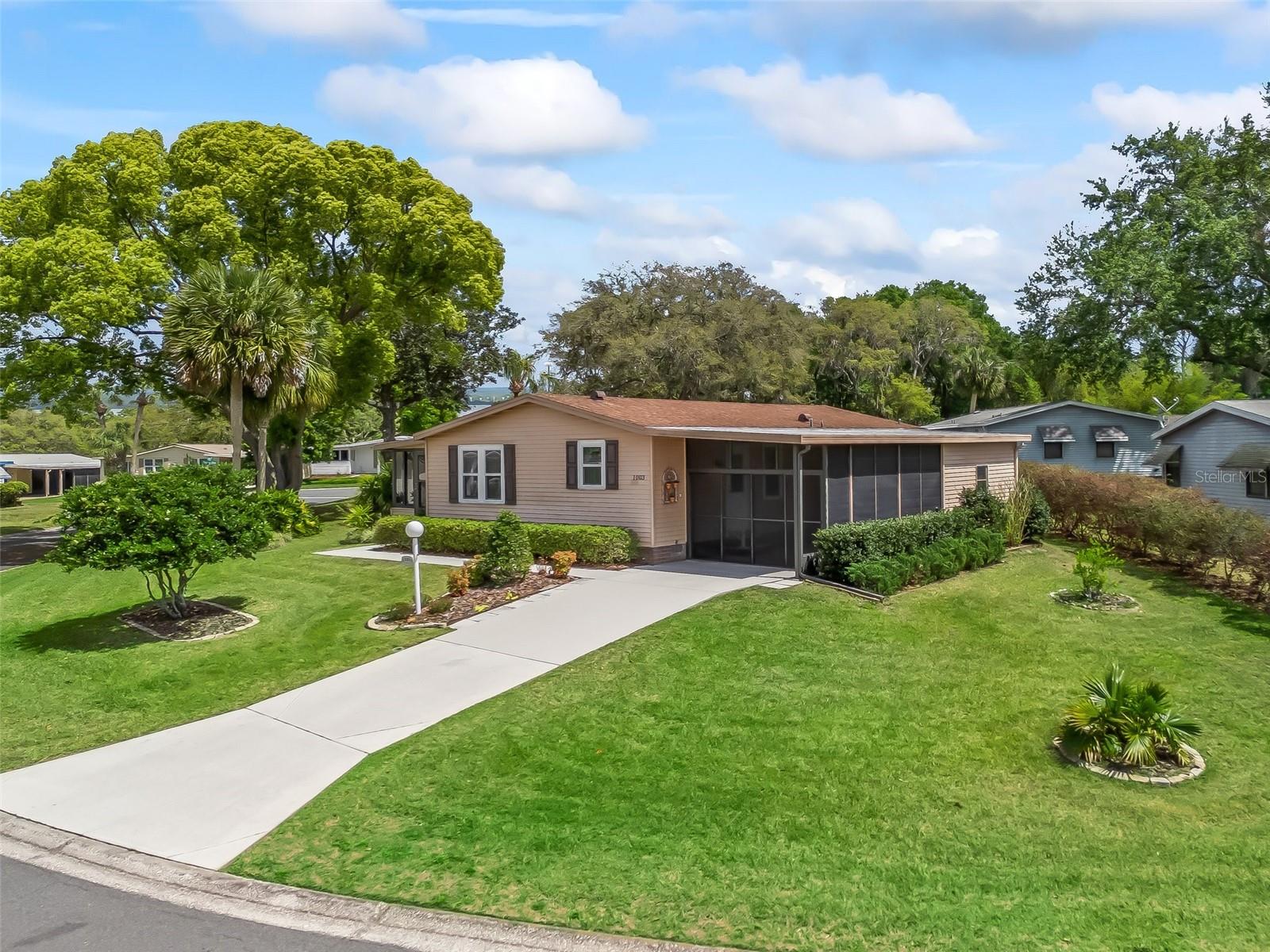 1003 PARKER PL, LADY LAKE, FL, 32159