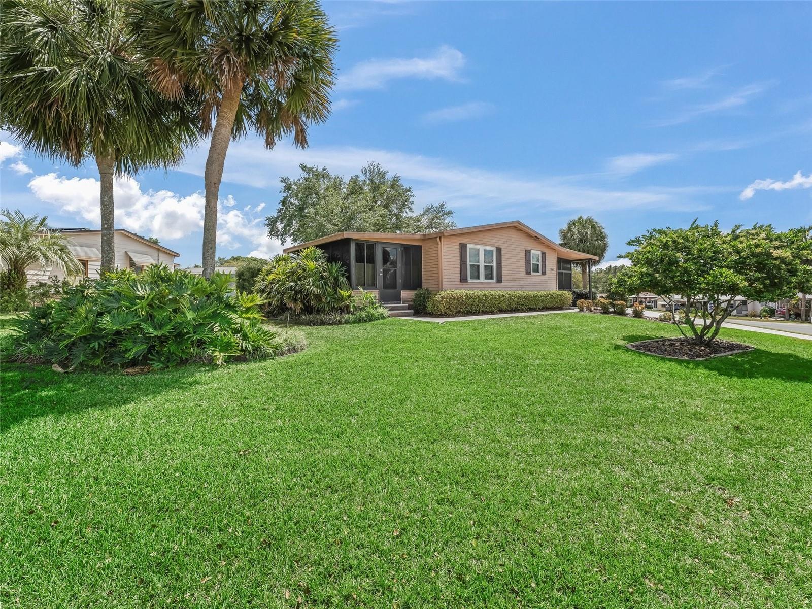 1003 PARKER PL, LADY LAKE, FL, 32159