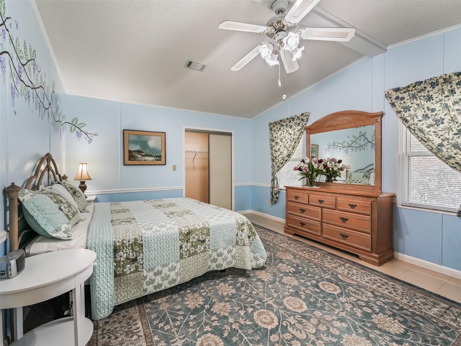 1003 PARKER PL, LADY LAKE, FL, 32159