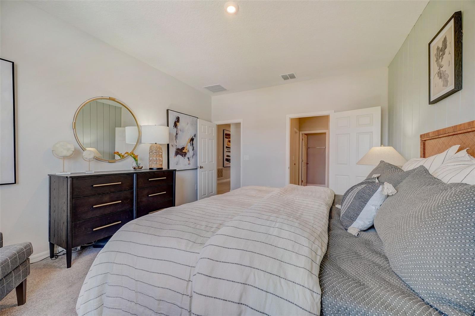 391 SHOREVIEW SANDS AVE, MASCOTTE, FL, 34753