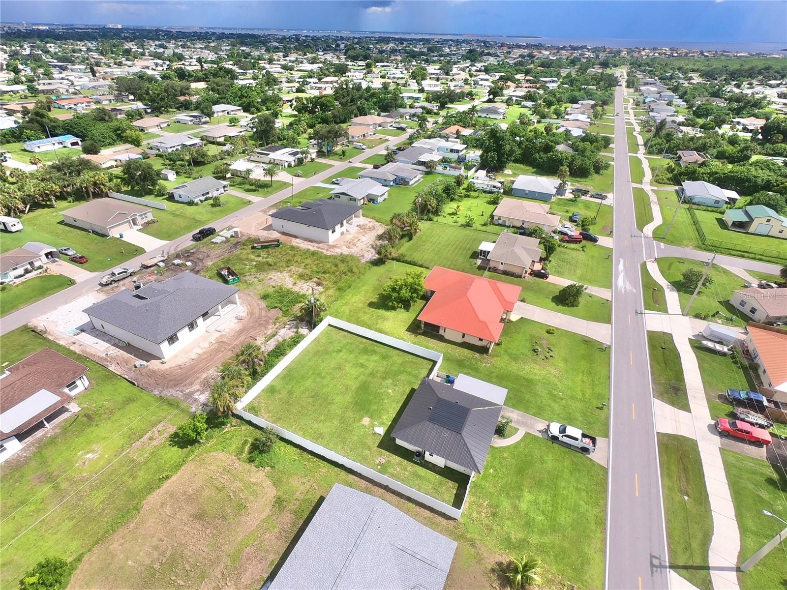 3324 PORT CHARLOTTE BLVD, PORT CHARLOTTE, FL, 33952