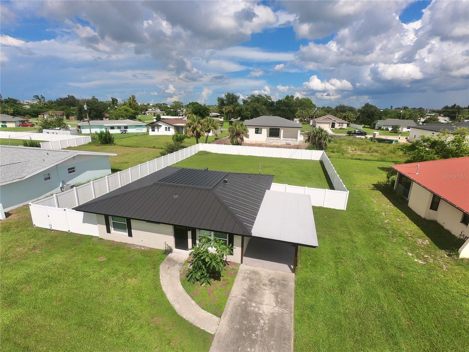 3324 PORT CHARLOTTE BLVD, PORT CHARLOTTE, FL, 33952