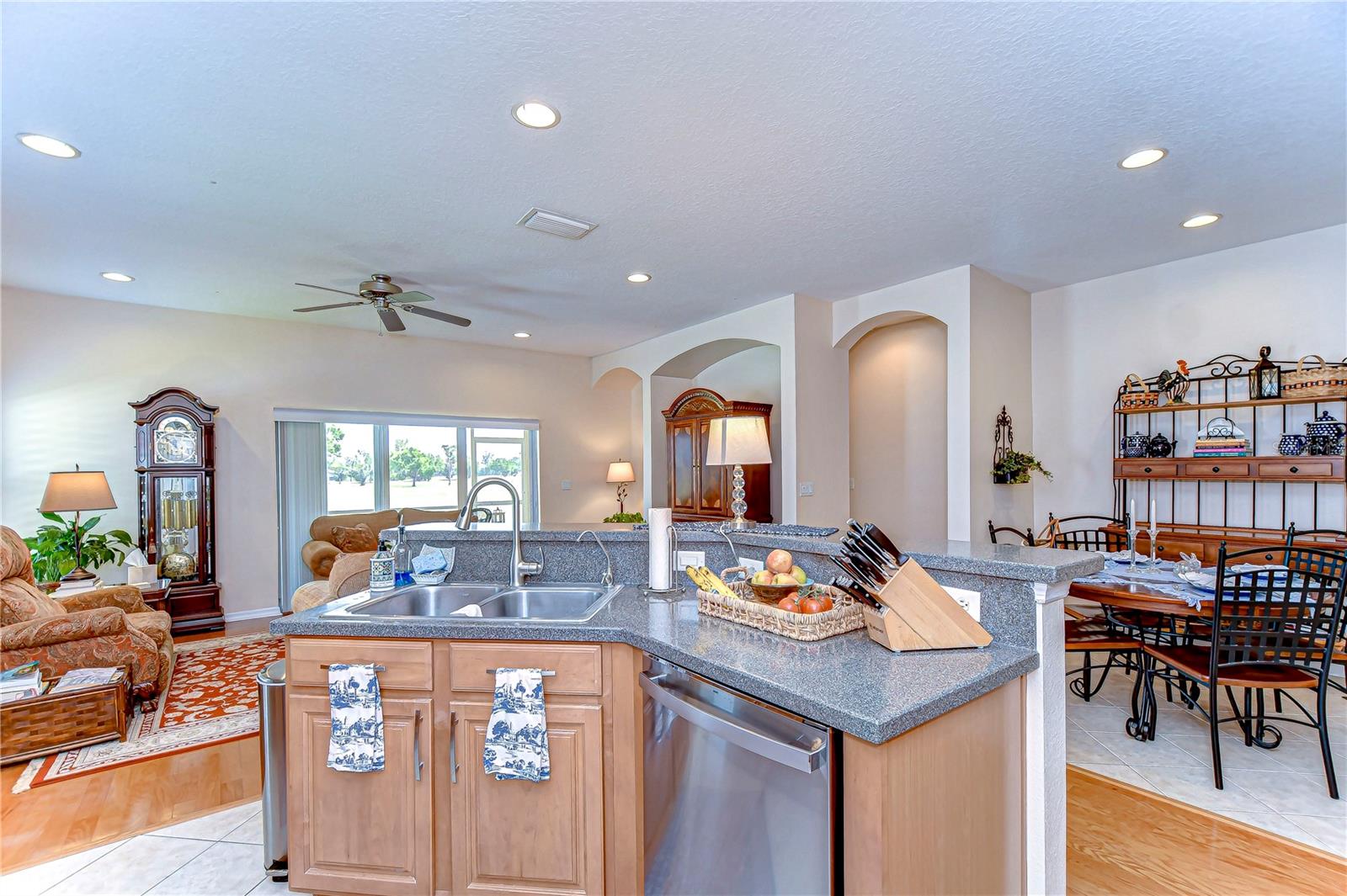 2816 GRAPHITE CT, VALRICO, FL, 33594