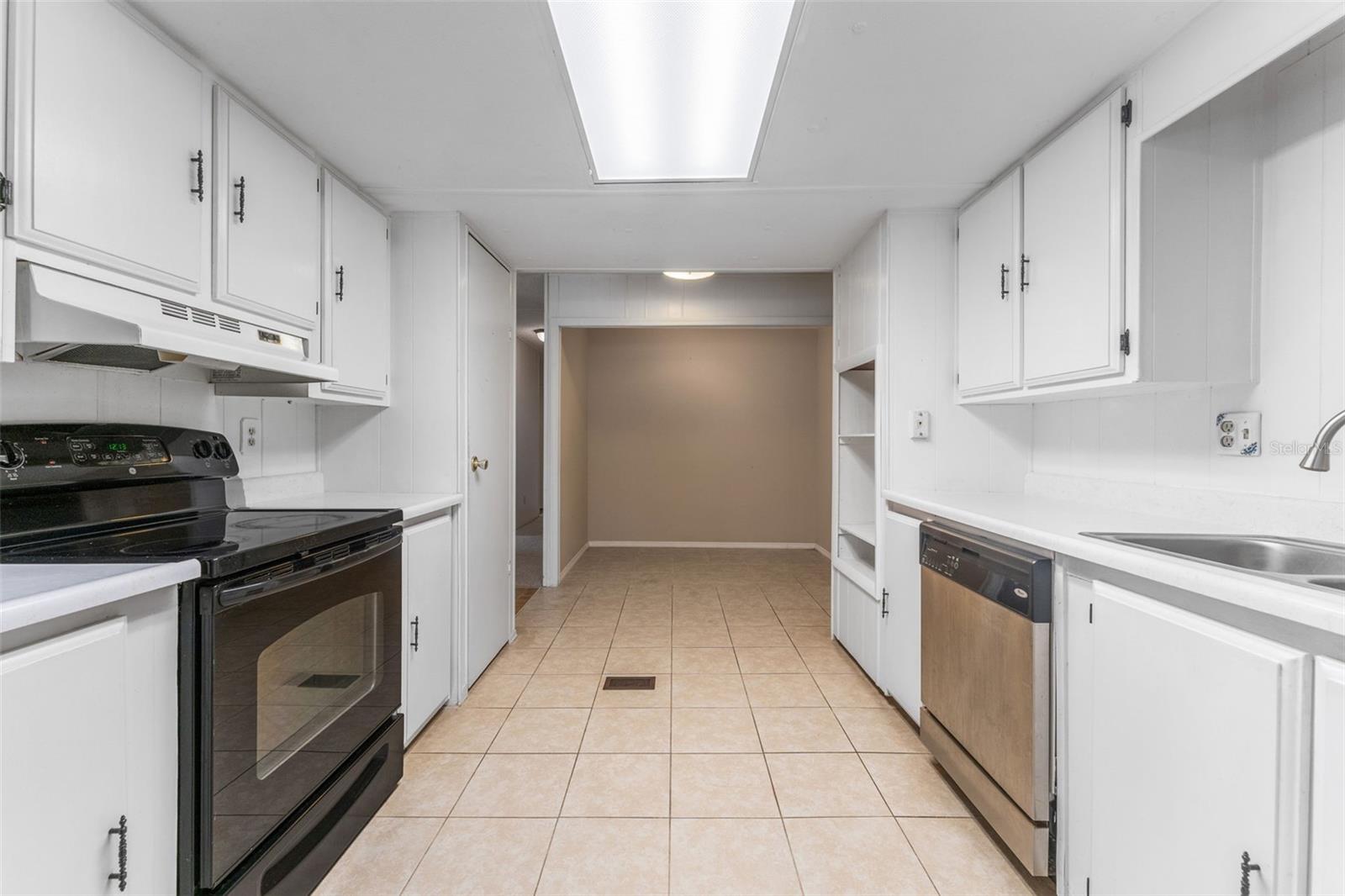 21851 HALE RD, LAND O LAKES, FL, 34639