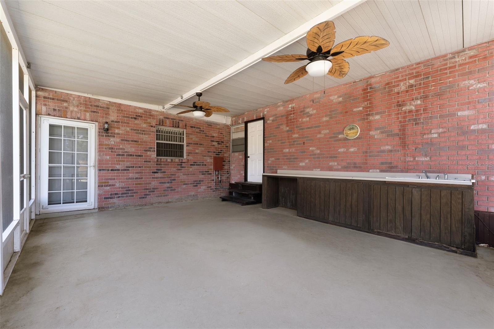 21851 HALE RD, LAND O LAKES, FL, 34639