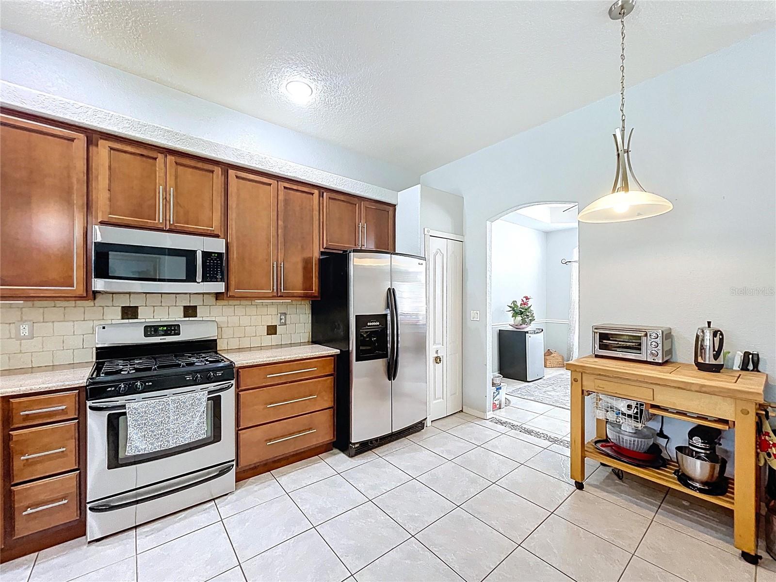 1626 BROOKSBEND DR, WESLEY CHAPEL, FL, 33543