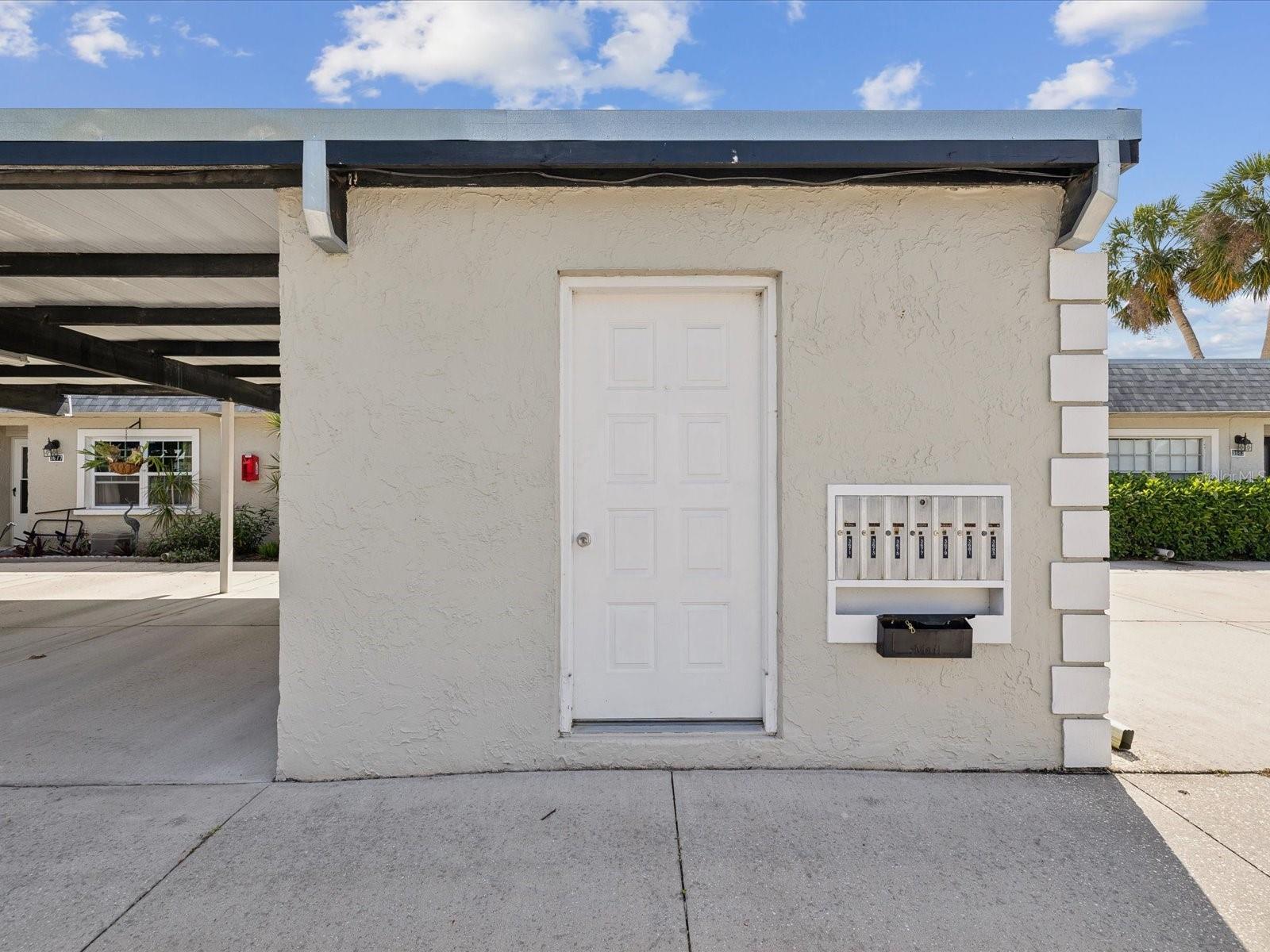 3681 TROPHY BLVD #6, NEW PORT RICHEY, FL, 34655