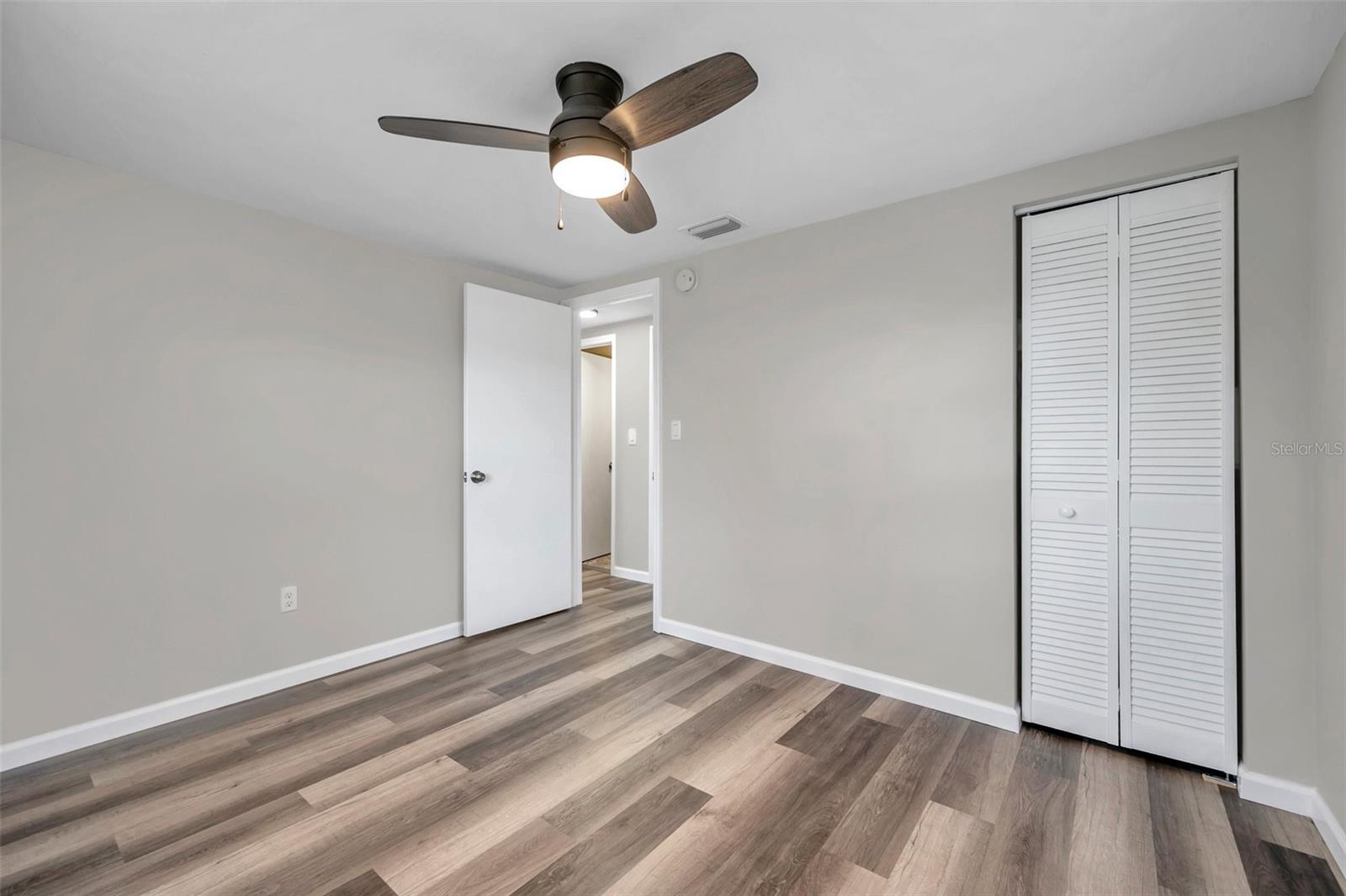 2838 N VALRICO RD, SEFFNER, FL, 33584