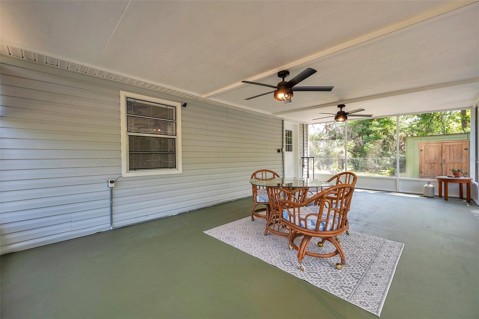 2838 N VALRICO RD, SEFFNER, FL, 33584