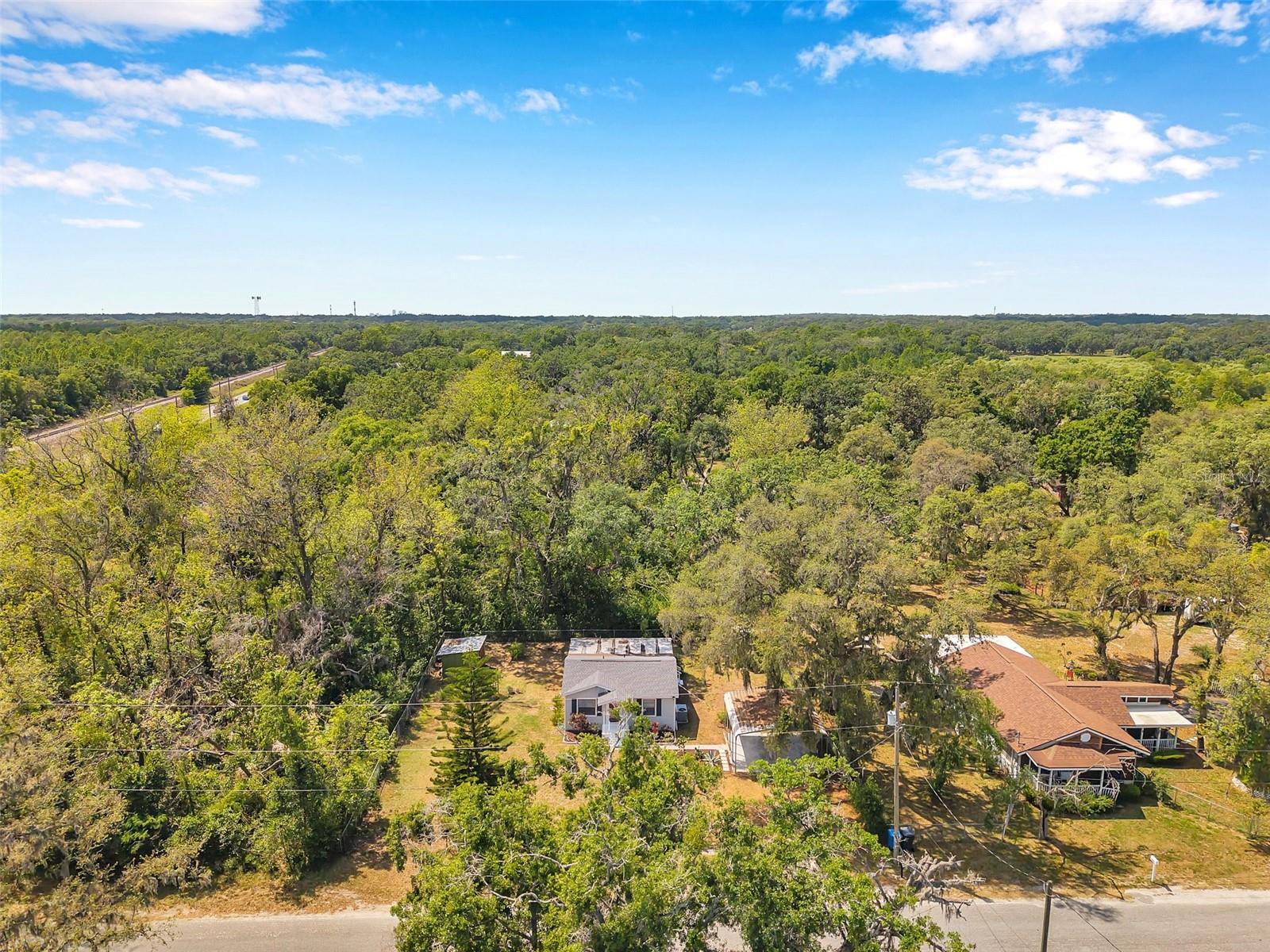 2838 N VALRICO RD, SEFFNER, FL, 33584