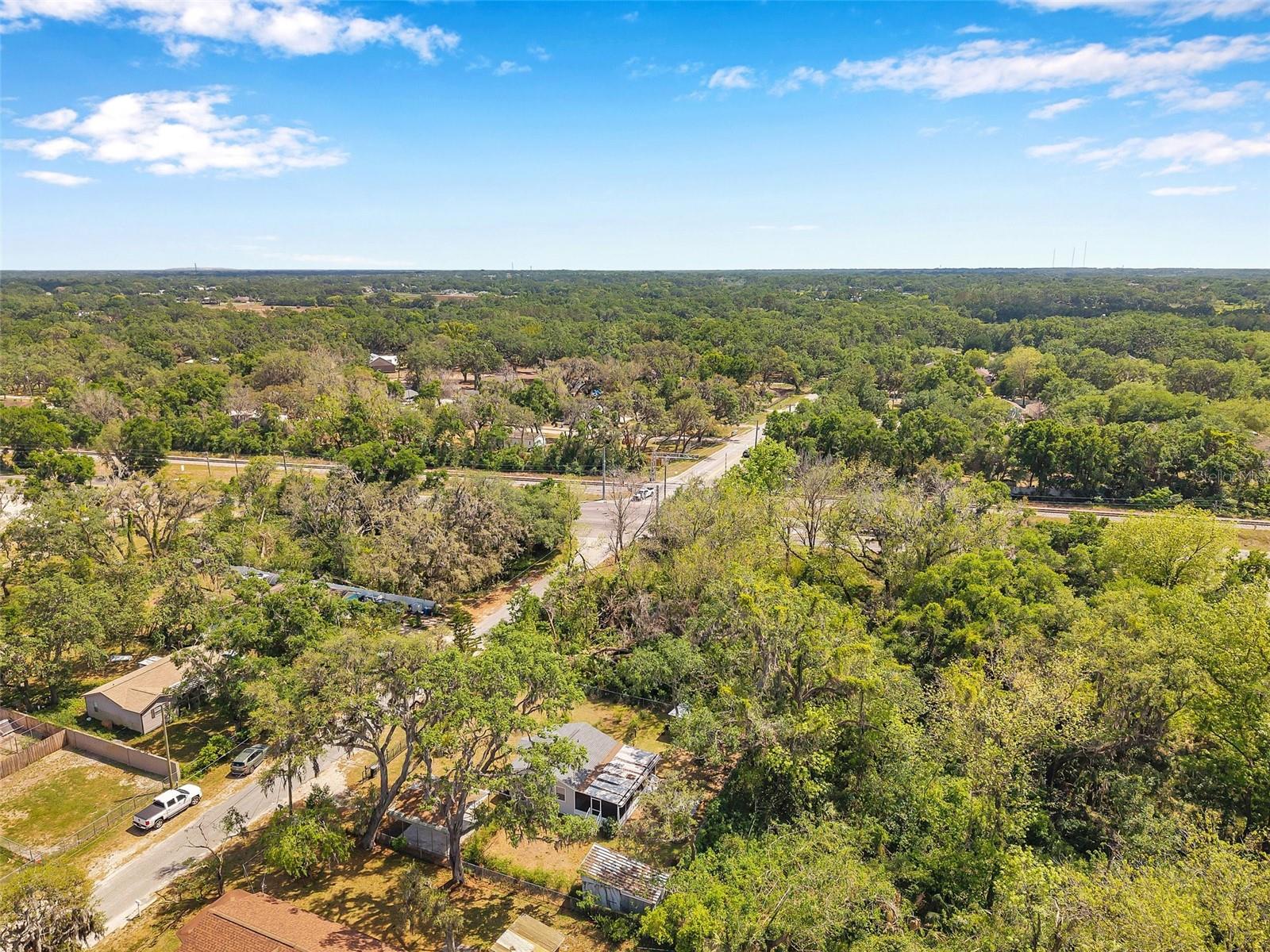 2838 N VALRICO RD, SEFFNER, FL, 33584
