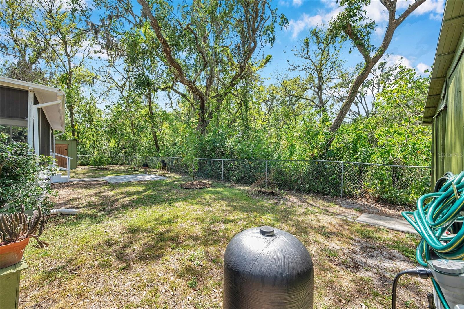 2838 N VALRICO RD, SEFFNER, FL, 33584