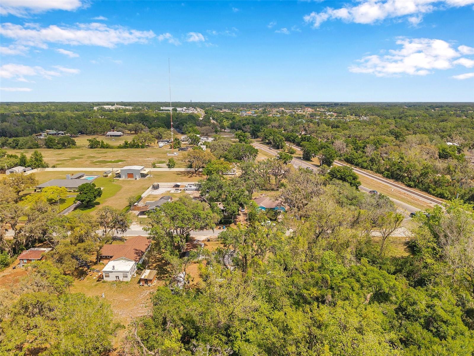 2838 N VALRICO RD, SEFFNER, FL, 33584