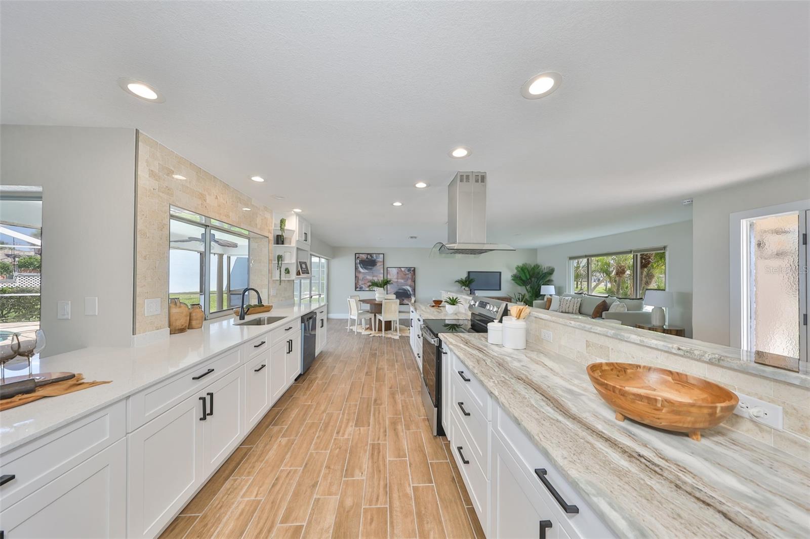 6322 COTTONWOOD LN, APOLLO BEACH, FL, 33572