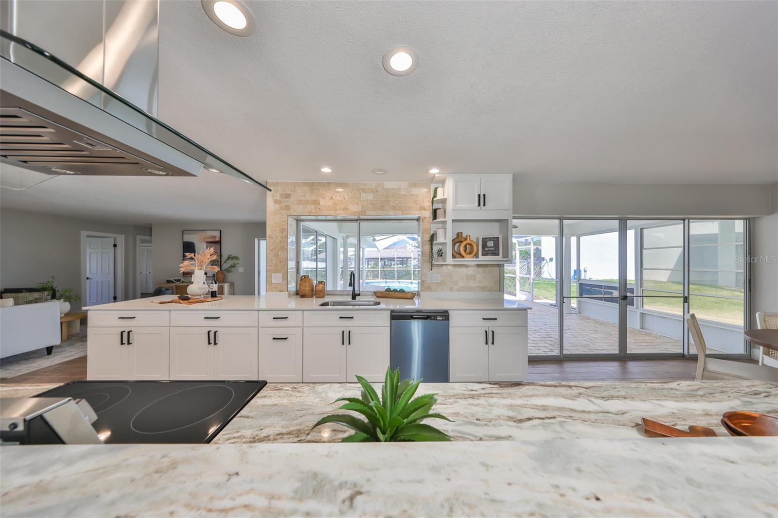 6322 COTTONWOOD LN, APOLLO BEACH, FL, 33572