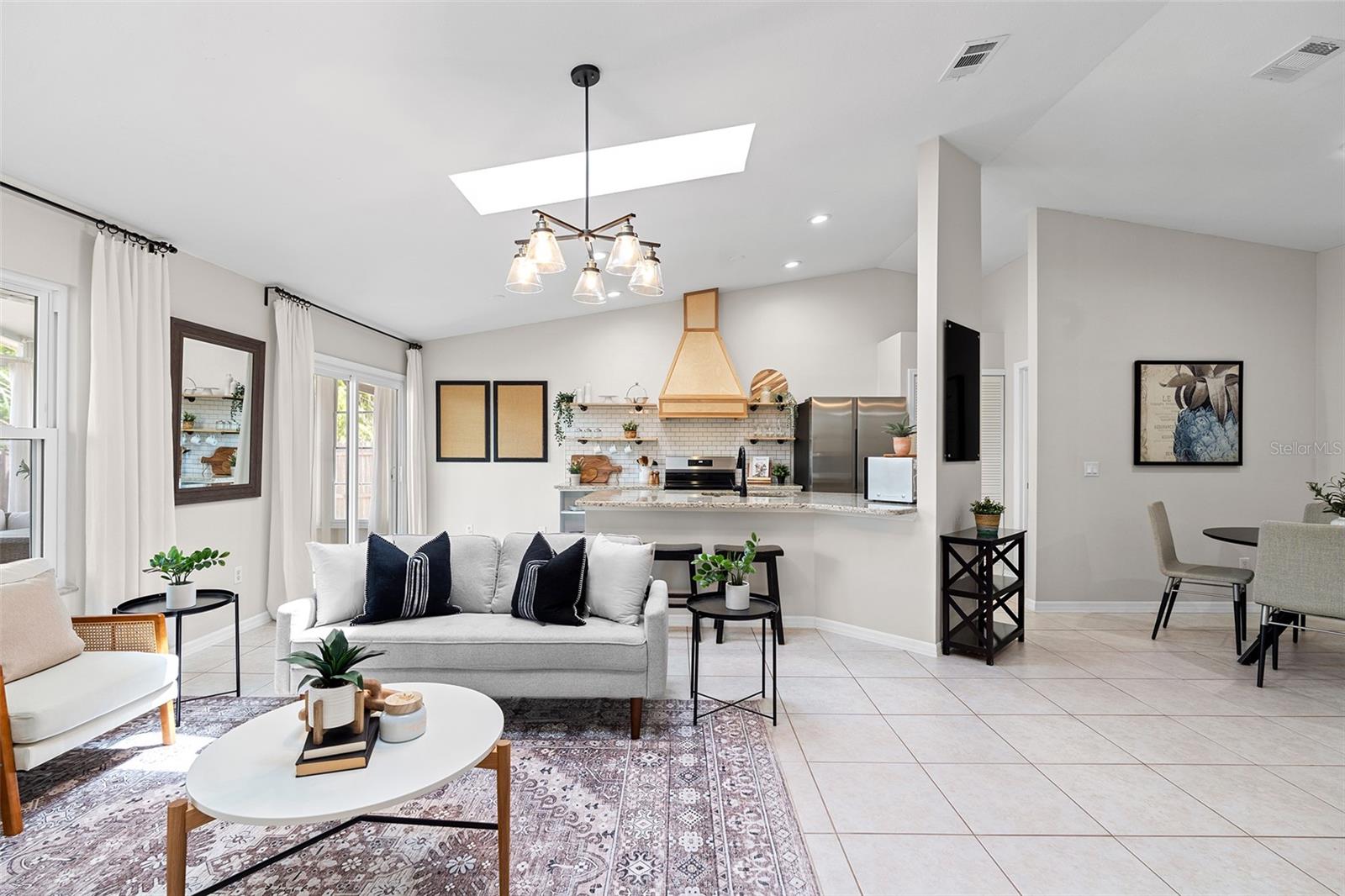 11005 CYPRESS LEAF DR, ORLANDO, FL, 32825