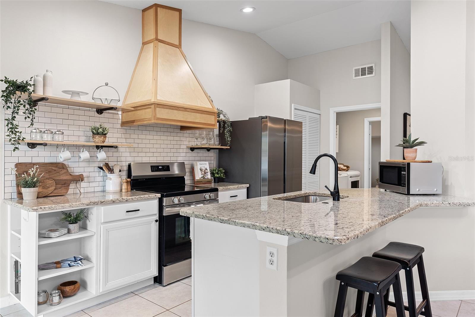 11005 CYPRESS LEAF DR, ORLANDO, FL, 32825