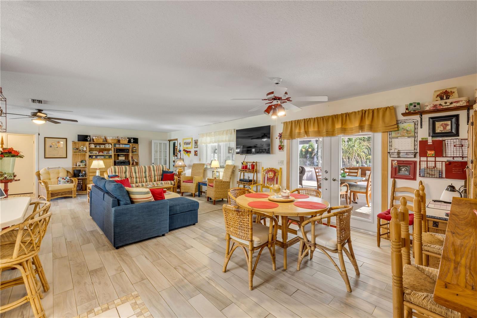 120 SAND DUNES DR, ORMOND BEACH, FL, 32176