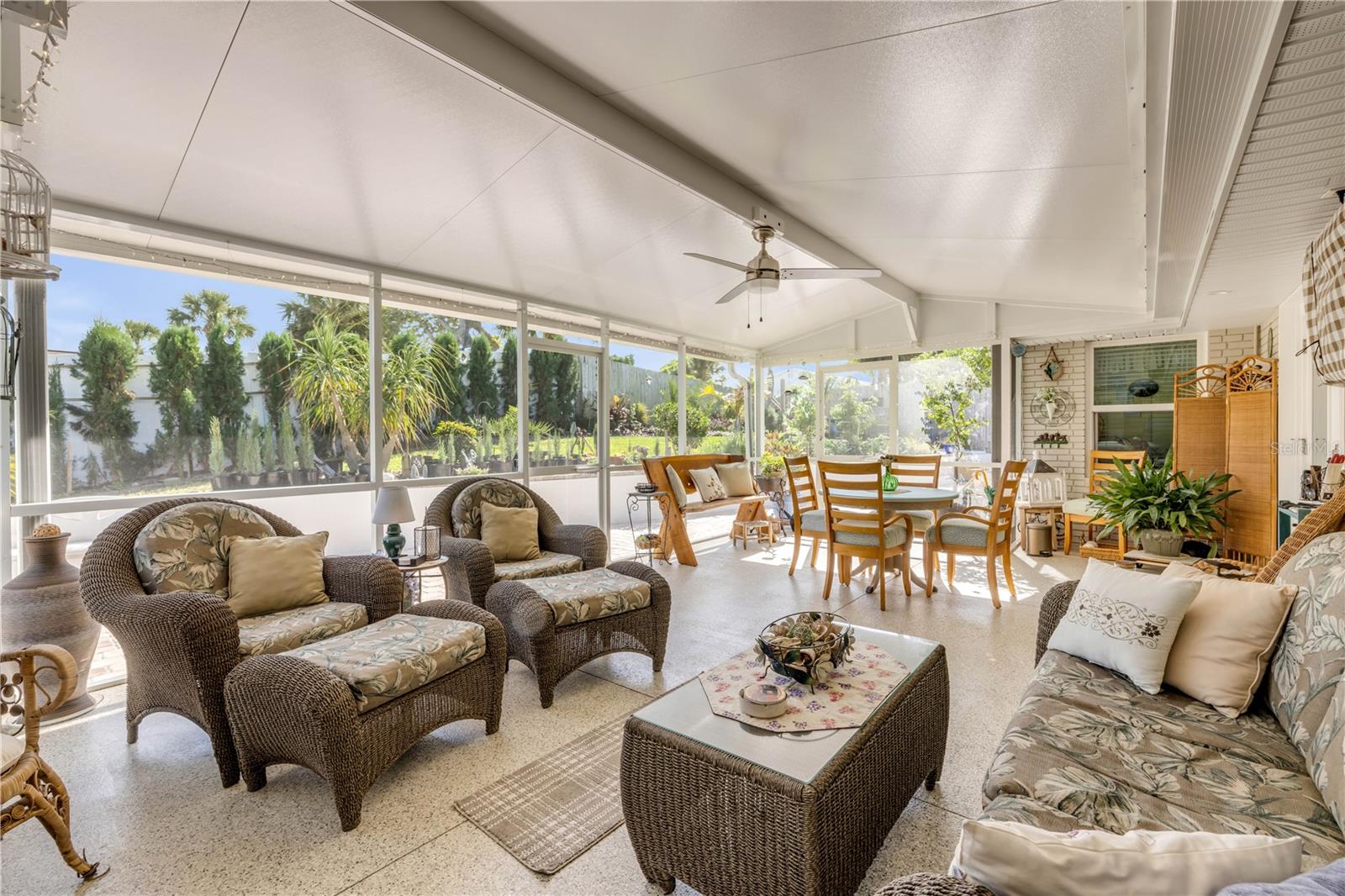 120 SAND DUNES DR, ORMOND BEACH, FL, 32176