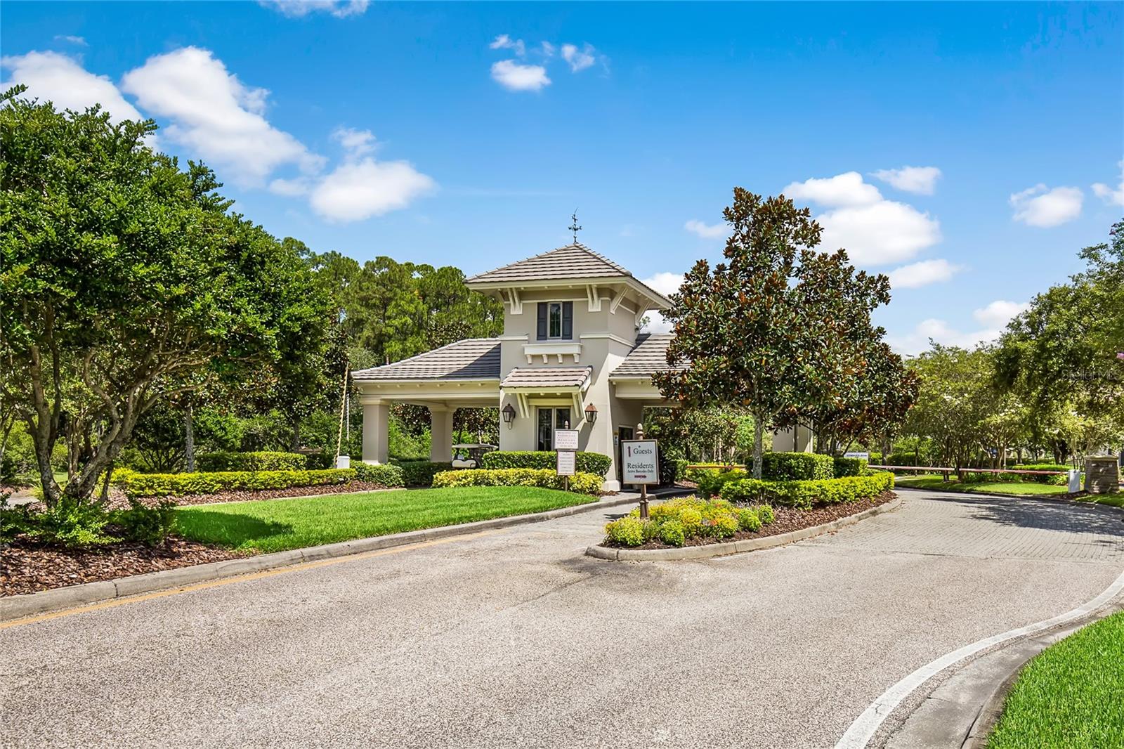 14817 TUDOR CHASE DR, TAMPA, FL, 33626