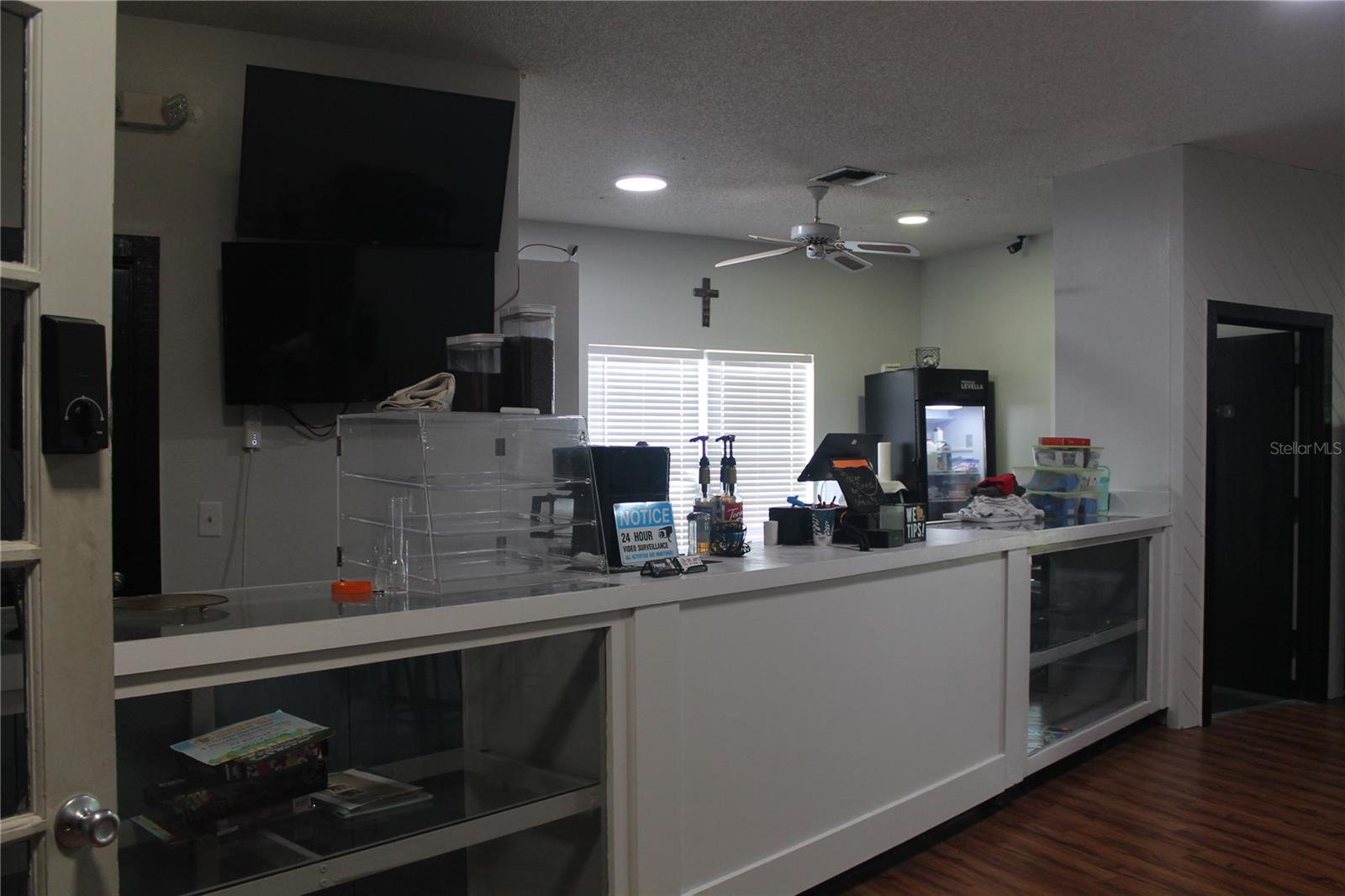 8836 US HIGHWAY 19 #Cafe, PORT RICHEY, FL, 34668