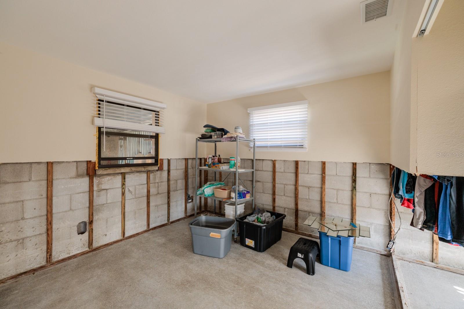 4126 CARSON ST NE, ST PETERSBURG, FL, 33703