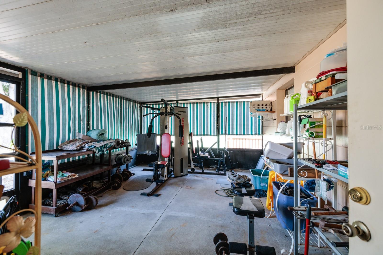 4126 CARSON ST NE, ST PETERSBURG, FL, 33703