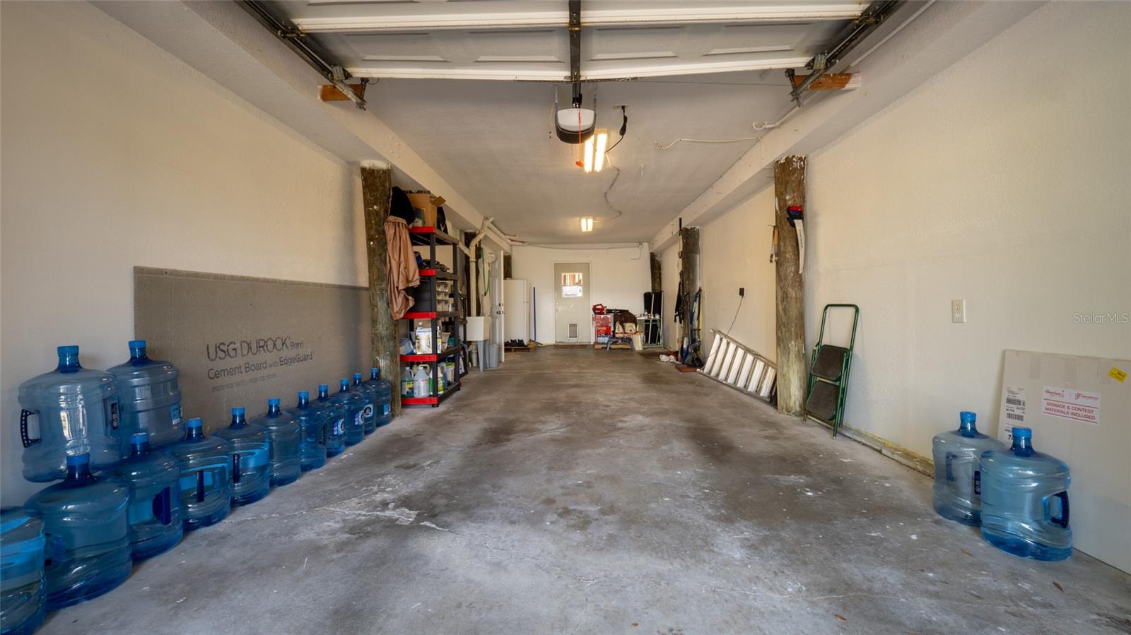 301 1/2 SHORE DR E, OLDSMAR, FL, 34677