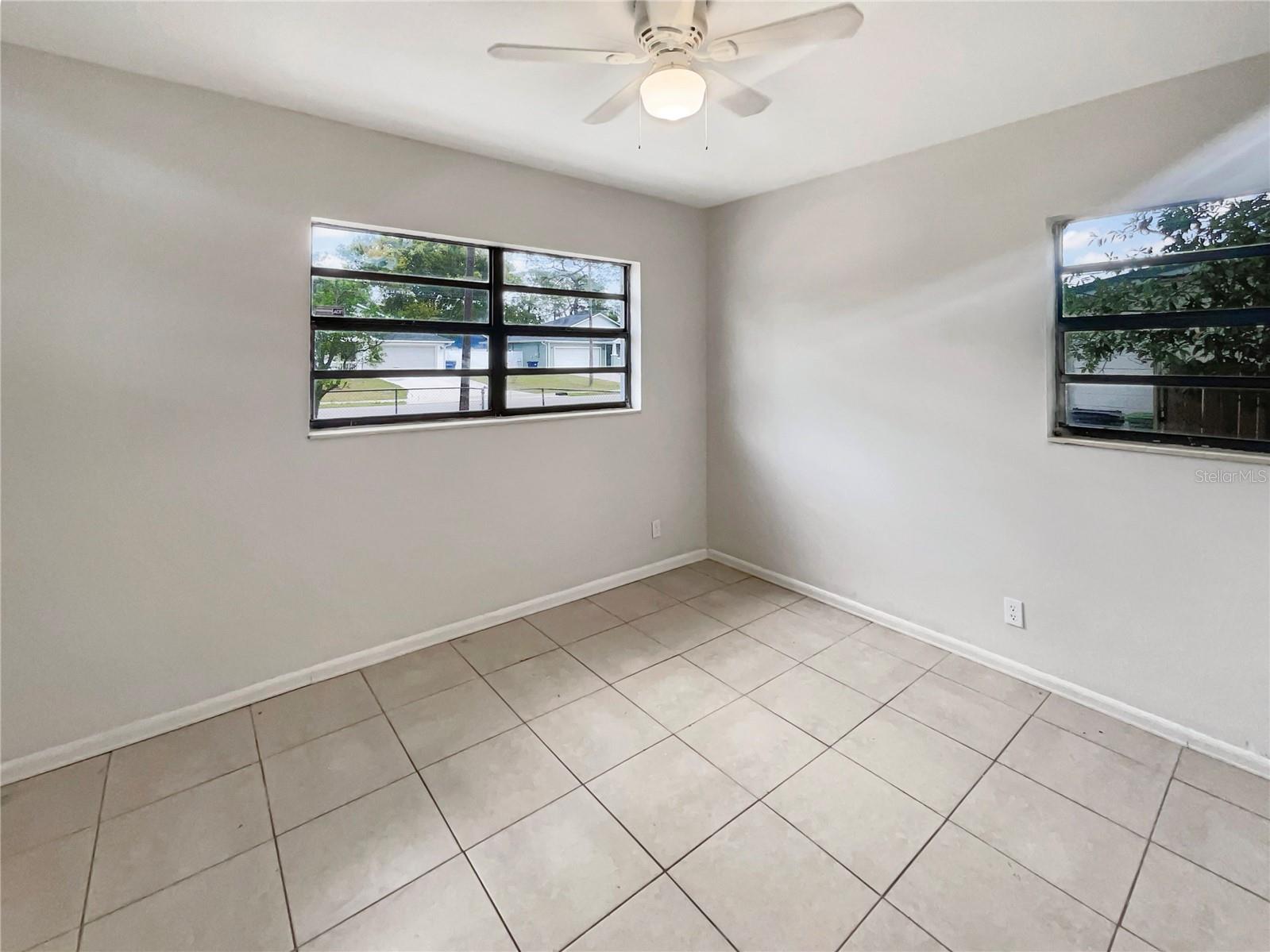 2405 E ANNIE ST, TAMPA, FL, 33612