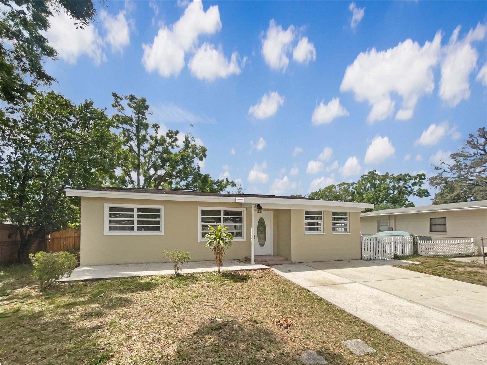 2405 E ANNIE ST, TAMPA, FL, 33612