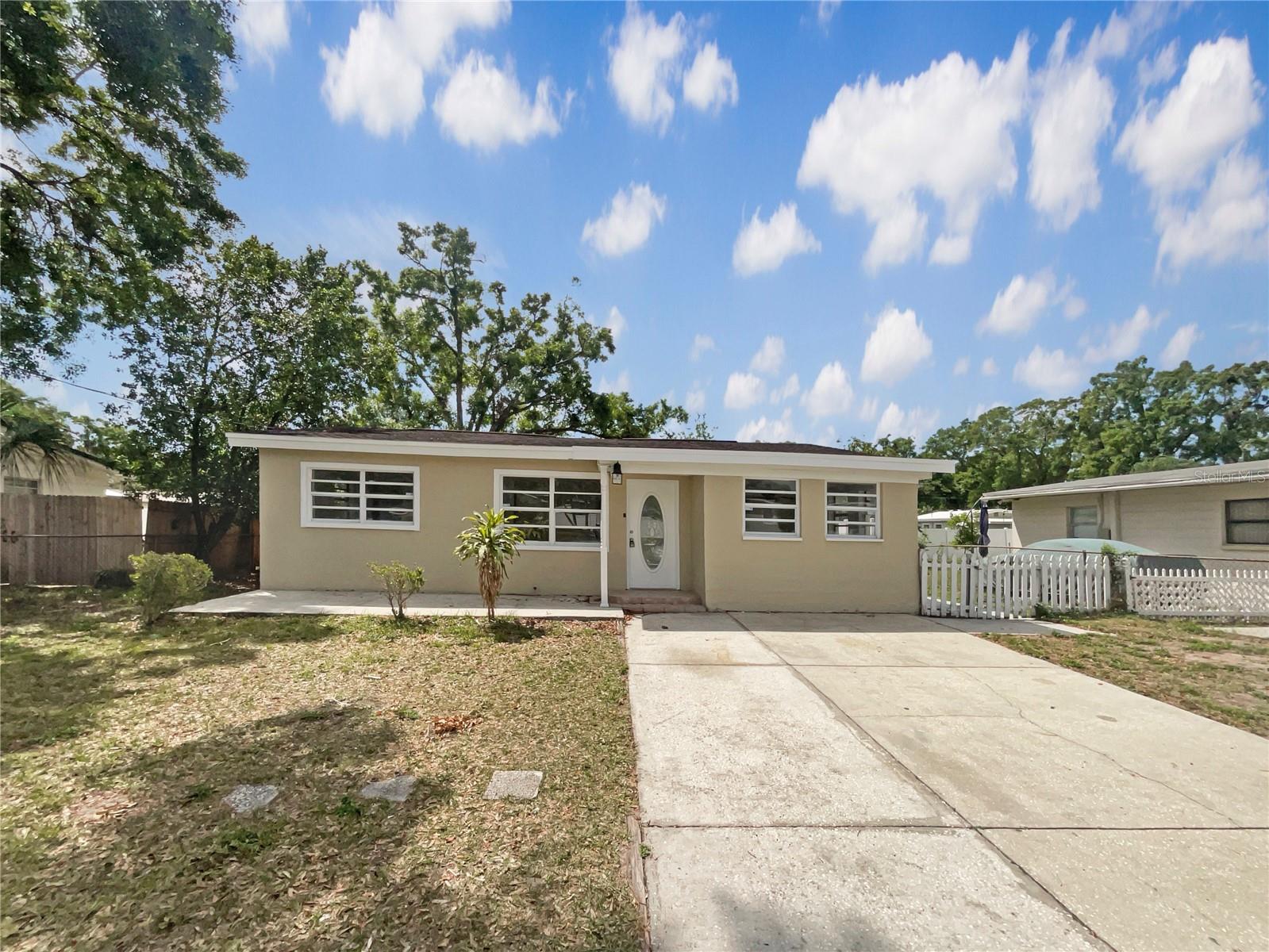 2405 E ANNIE ST, TAMPA, FL, 33612